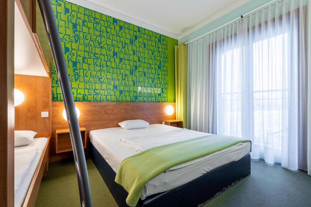 Hotel Fraenkische Schweiz-เพกนิทซ์ ภายนอก รูปภาพ