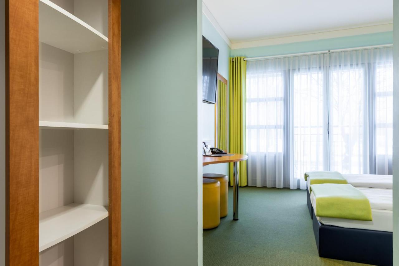 Hotel Fraenkische Schweiz-เพกนิทซ์ ภายนอก รูปภาพ