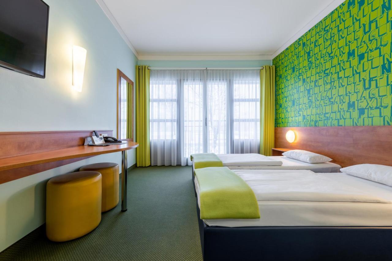 Hotel Fraenkische Schweiz-เพกนิทซ์ ภายนอก รูปภาพ